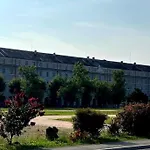 Pau Centre Vue Sur Les Pyrenees Pour 2 Nuits Au Minimum